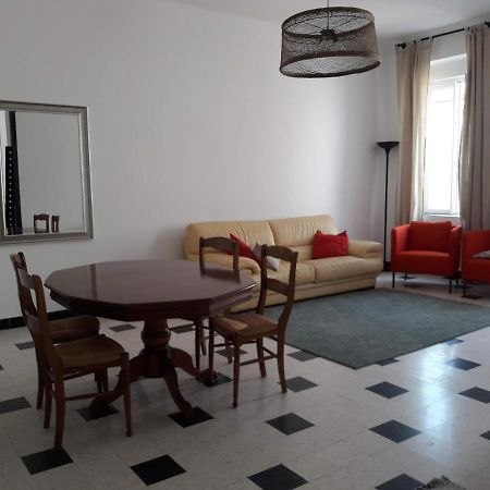 T4- Terrasse 50M², Garage, Centre-Ville Нарбон Екстериор снимка